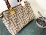Fendi 025