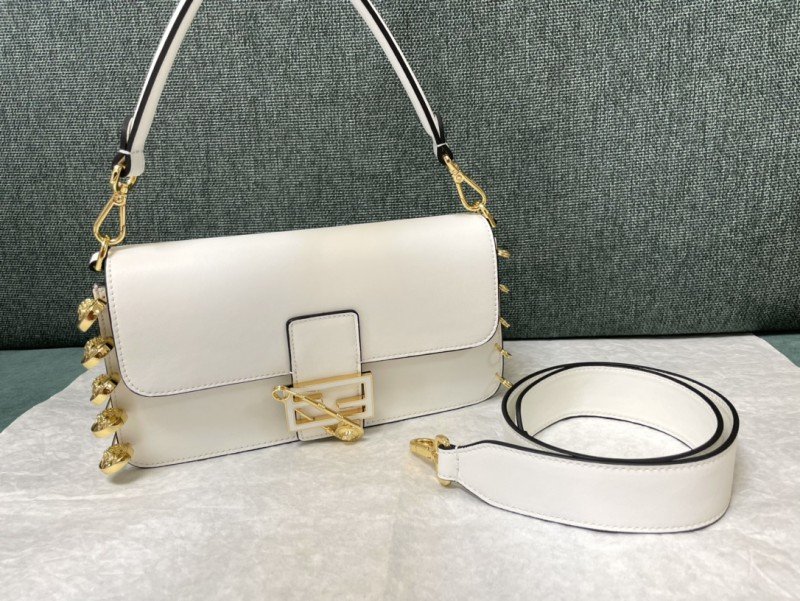 1-1135.jpg Fendi 102 - 图片 1