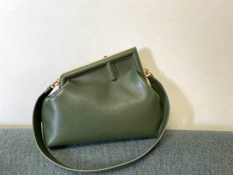 1-1162.jpg Fendi 129 - 图片 1