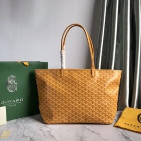 Goyard 102