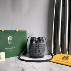 Goyard 137