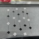Van Cleef and Arpels Vintage Alhambra long necklace 20 motifs - 图片 4