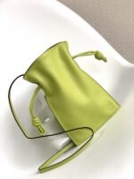 Loewe 016