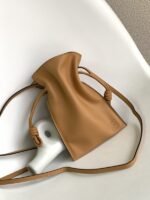 Loewe 017