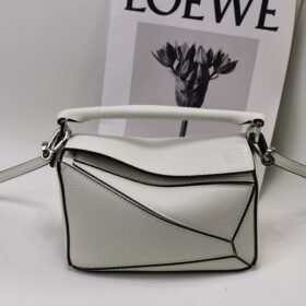 Loewe 025