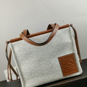 Loewe 043