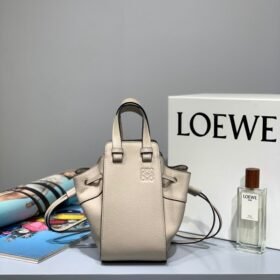Loewe 051