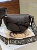 Loewe 052