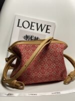 Loewe 076