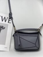 Loewe 077