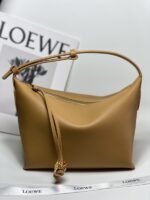 Loewe 099