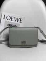 Loewe 243
