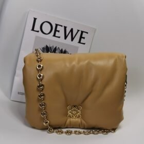 Loewe 245