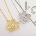 Van Cleef and Arpels Frivole pendant large model - 图片 4