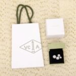 Van Cleef and Arpels Lotus Between the Finger ring 4 flowers - 图片 7
