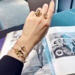 Van Cleef and Arpels Frivole Between the Finger ring - 图片 8