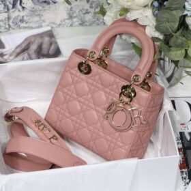 Dior 257
