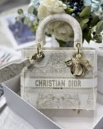 Dior 273