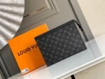 LV 047