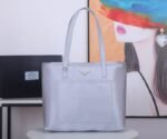 Prada 001