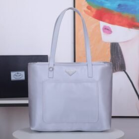 Prada 001