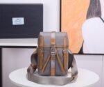 Prada 015