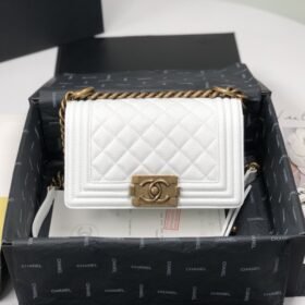 Chanel 014