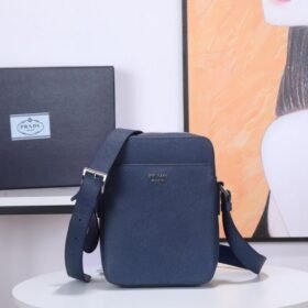 Prada 049