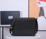 Prada 056