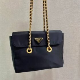 Prada 060