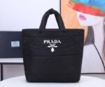 Prada 122