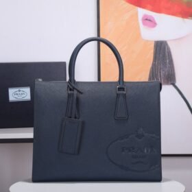 Prada 126