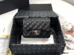 Chanel 032