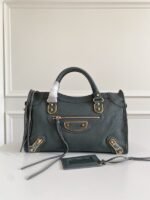 Balenciaga 058