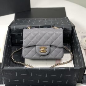 Chanel 042