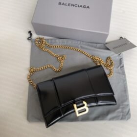 Balenciaga 076