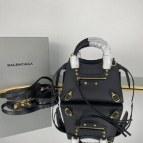 Balenciaga 078