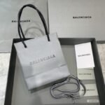 Balenciaga 090