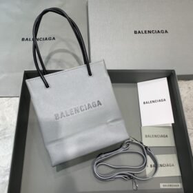 Balenciaga 090