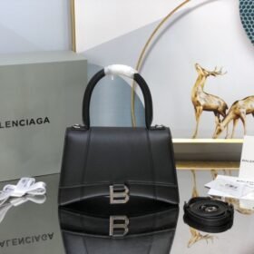 Balenciaga 105