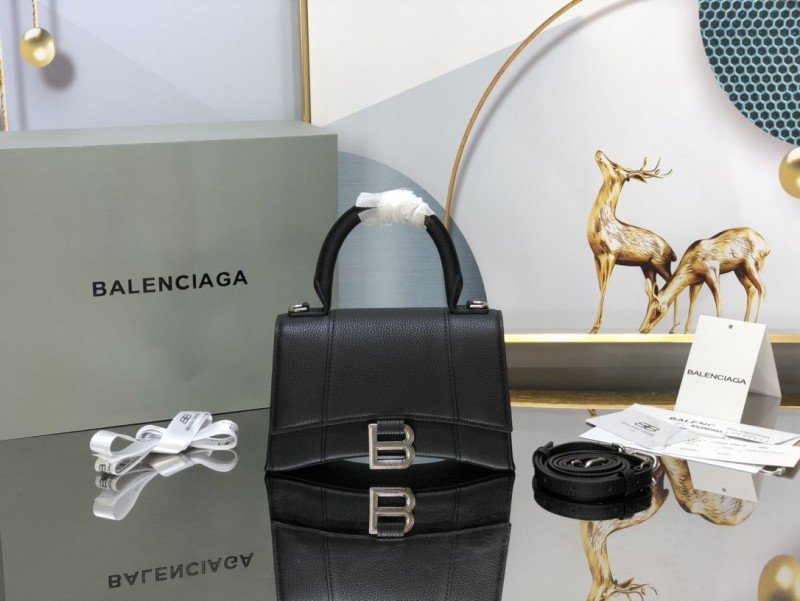 1-3373.jpg Balenciaga 110 - 图片 1
