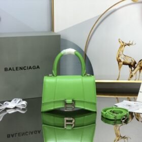 Balenciaga 112