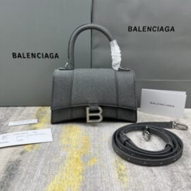 Balenciaga 117