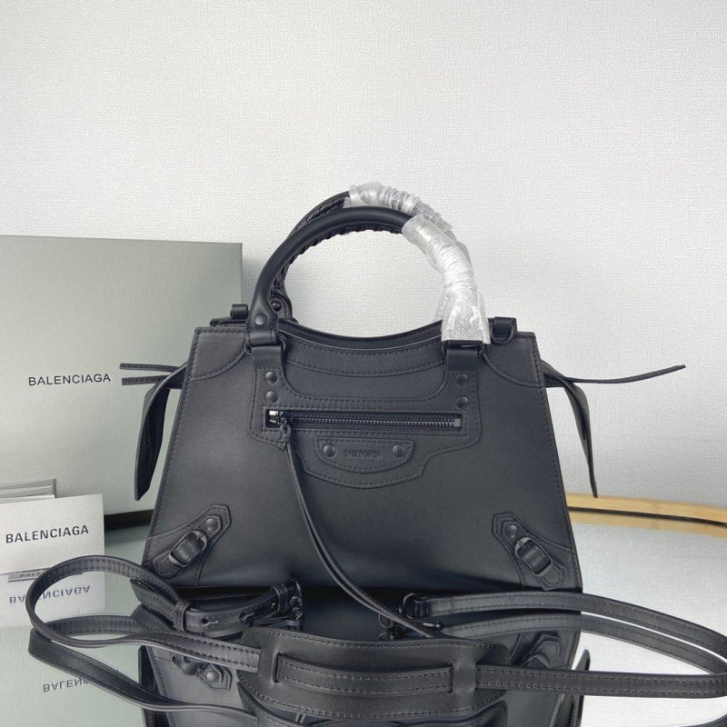 1-3383.jpg Balenciaga 120 - 图片 1