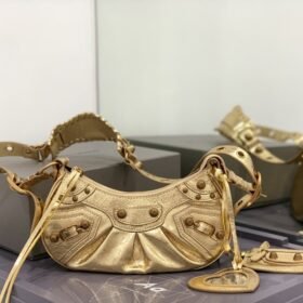 Balenciaga 125