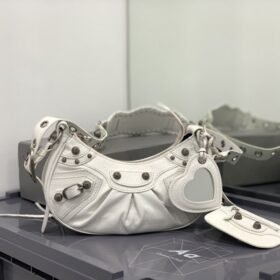 Balenciaga 131