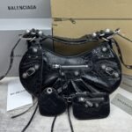 Balenciaga 146