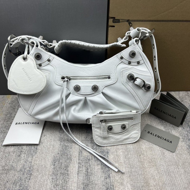 1-3410.jpg Balenciaga 147 - 图片 1