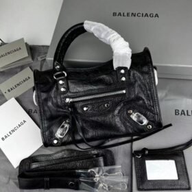 Balenciaga 148