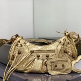 Balenciaga 152